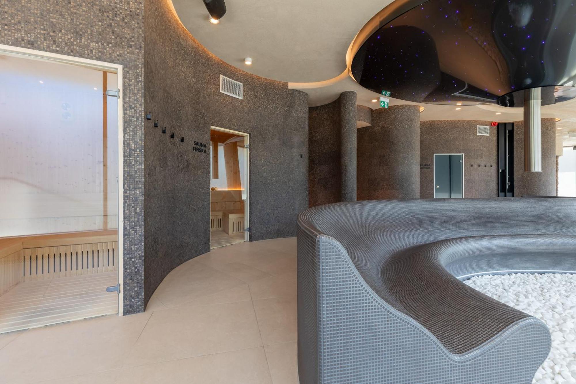 Royal Waves Resort & Spa - Apartment With Parking By Noclegi Renters Misdroy Exterior foto